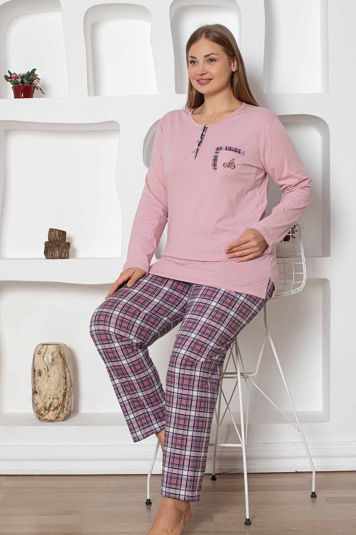 Ekoseli%20Büyük%20Beden%20Kadın%20Pijama%20Takımı%20-%20Penye%20Uzun%20Kollu%202800UYB
