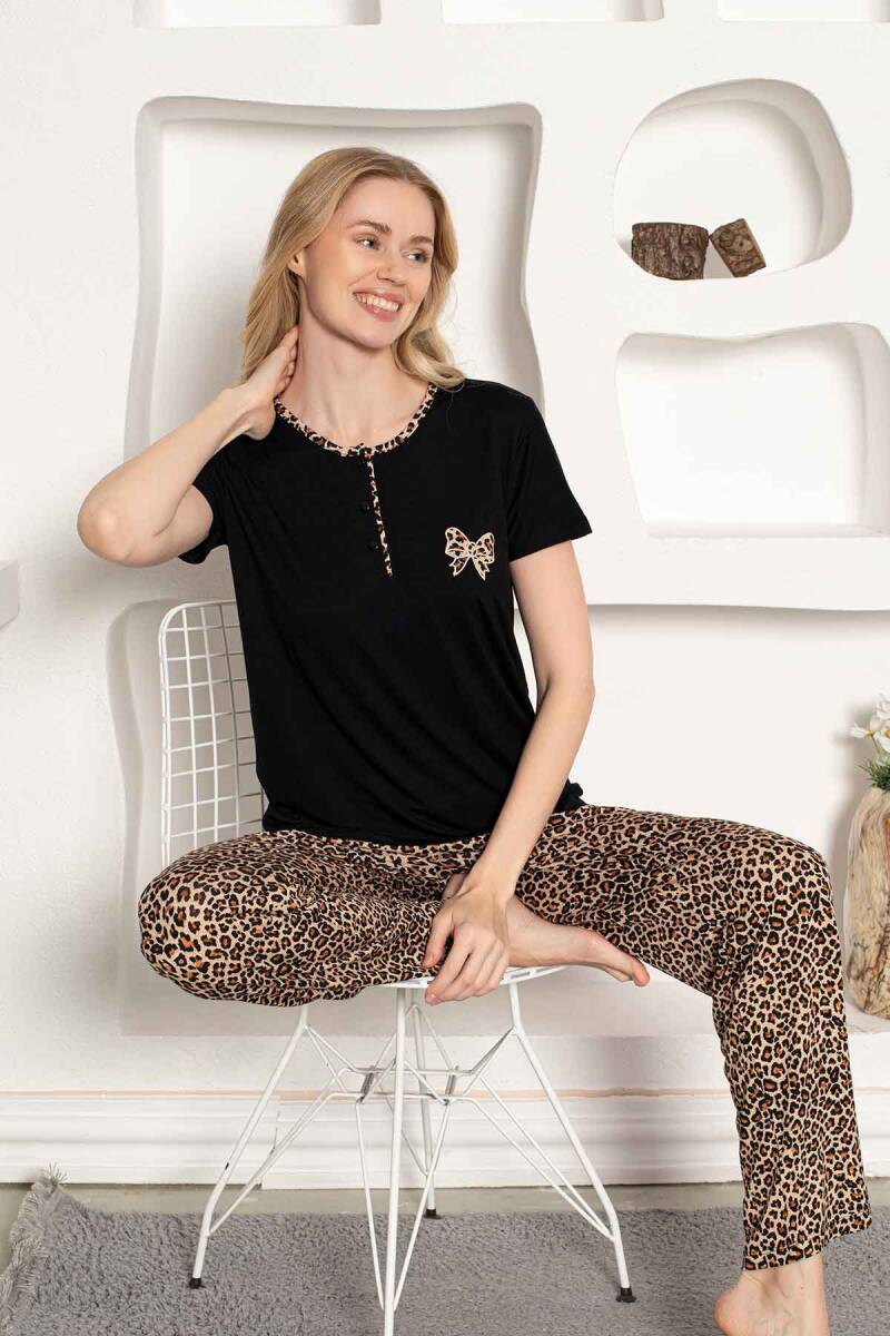 Leopar%20desenli%20Kadın%20Pijama%20Takımı%20-%20Fiyonk%20Nakışlı%20Likralı%202805KY