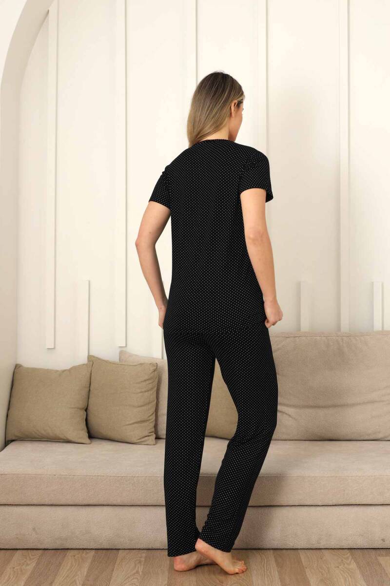 Fiyonklu%20Kadın%20Pijama%20Takımı%20-%20Siyah%20Puantiyeli%20Kısa%20Kol%20Likralı%202828KY