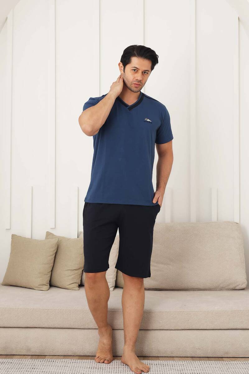 Erkek%20Pijama%20Takımı%20-%20İndigo%20Arma%20Nakışlı%20Likralı%20V%20Yaka%20Şort%20Takım%201212ŞT
