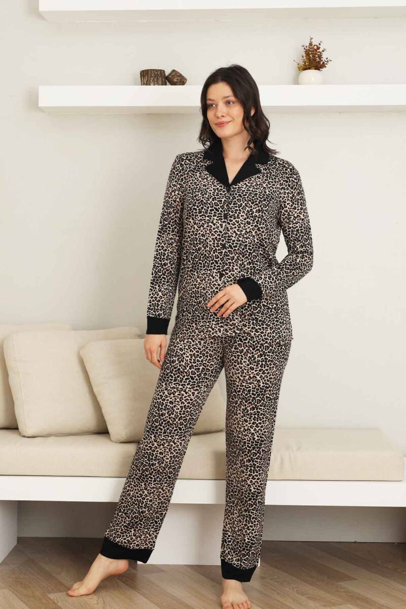 Leopar desenli Kadın Pijama Takımı - Bambu Likralı Kumaş  Önden düğmeli Uzun Kol 2719UY