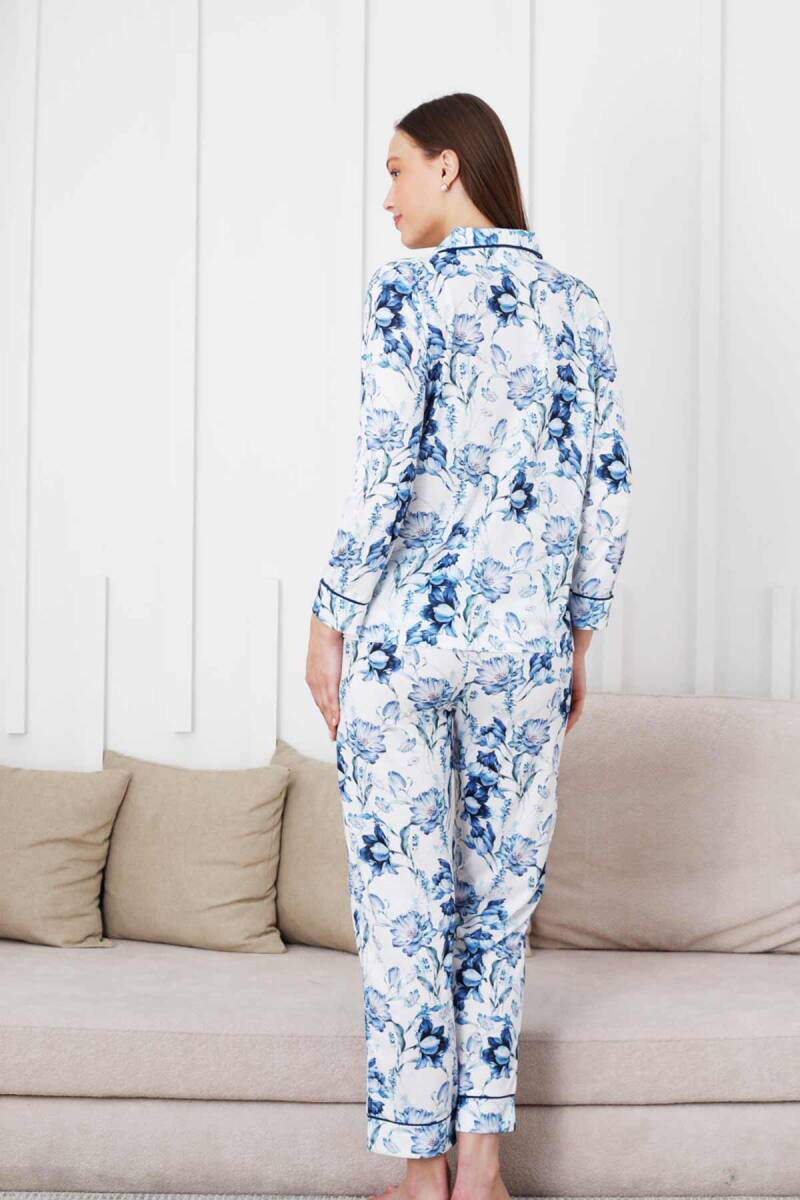 Çiçek%20Desenli%20Kadın%20Pijama%20Takımı%20-%20Boydan%20Düğmeli%20Likralı%20Viskon%20%202836UY