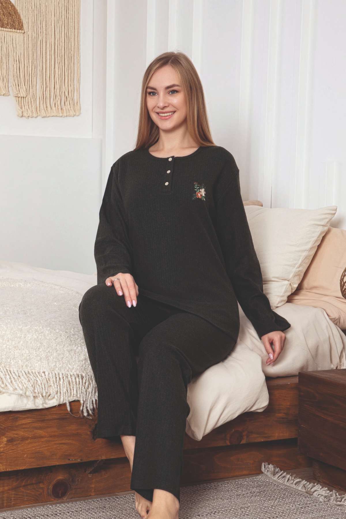 Çizgili Desenli Kadın Pijama Takımı - Haki Nakışlı Detaylı Kışlık Penye 034UK