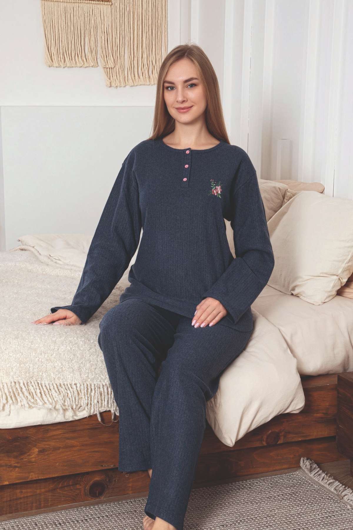 Çizgili Desenli Kadın Pijama Takımı - İndigo Nakışlı Detaylı Kışlık Penye 034UK