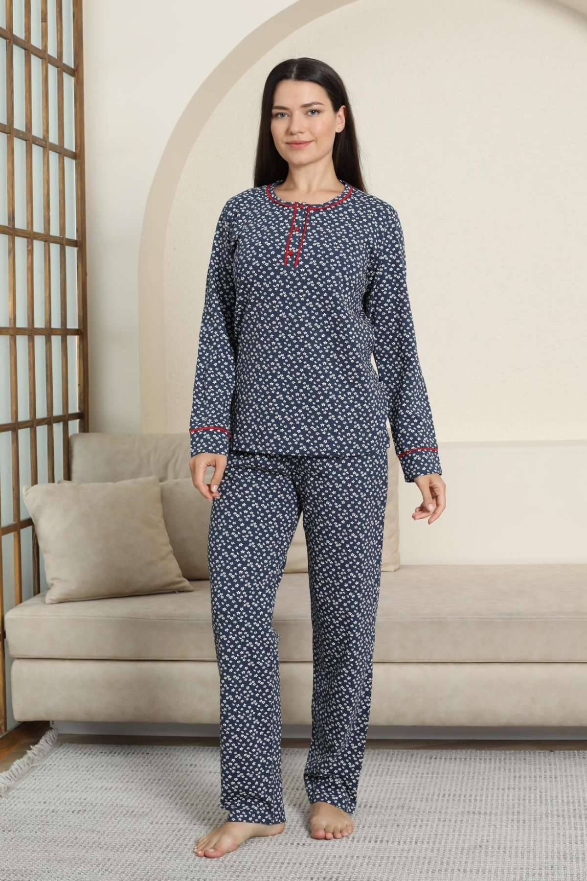 Kadın Pijama Takımı - Lacivert Papatya Desenli Uzun Kollu Likralı Pamuk 2881UK