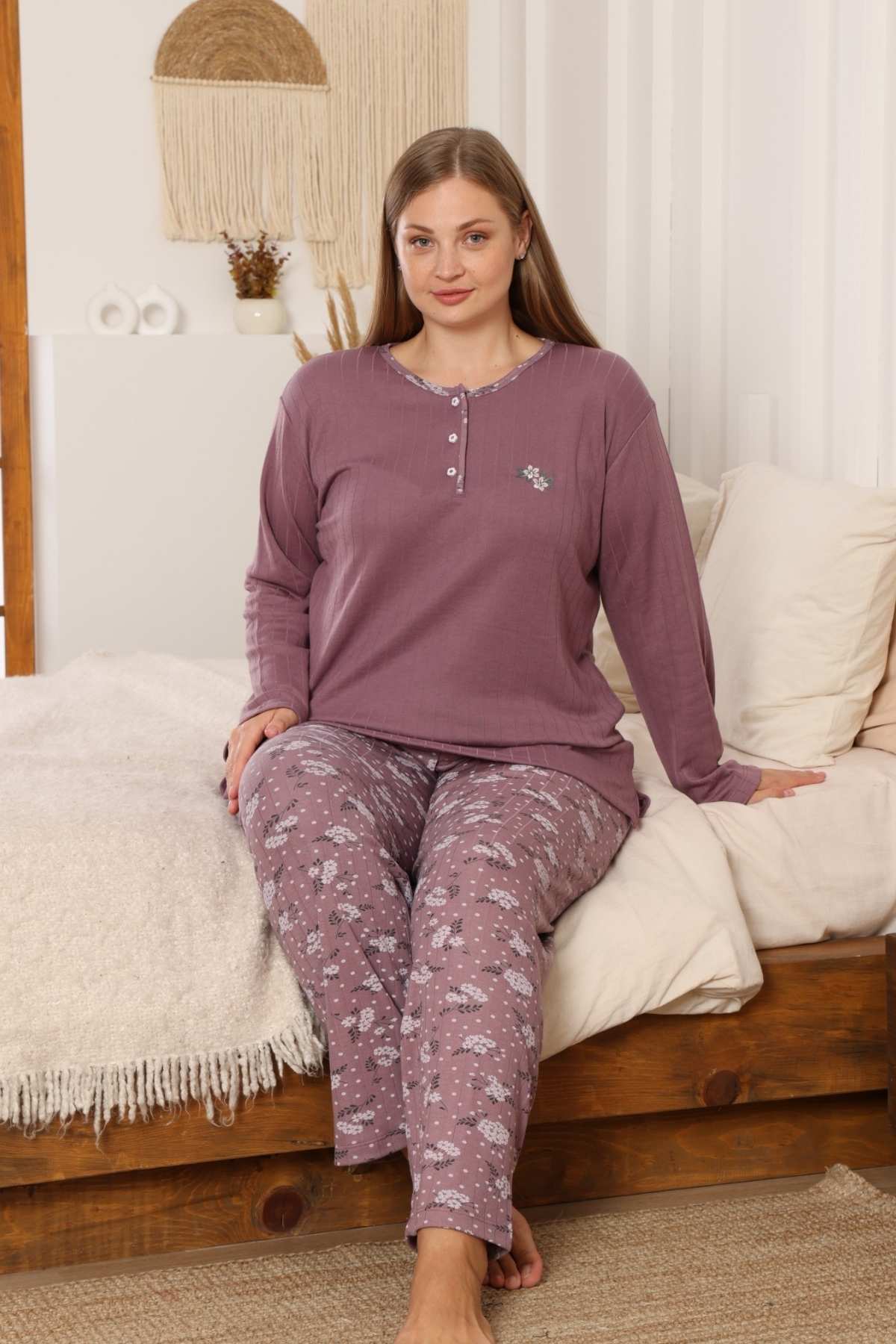 Çiçek Desenli Kadın Pijama Takımı - Mürdüm Nakışlı Kışlık Şardonlu İnterlok 2879UK