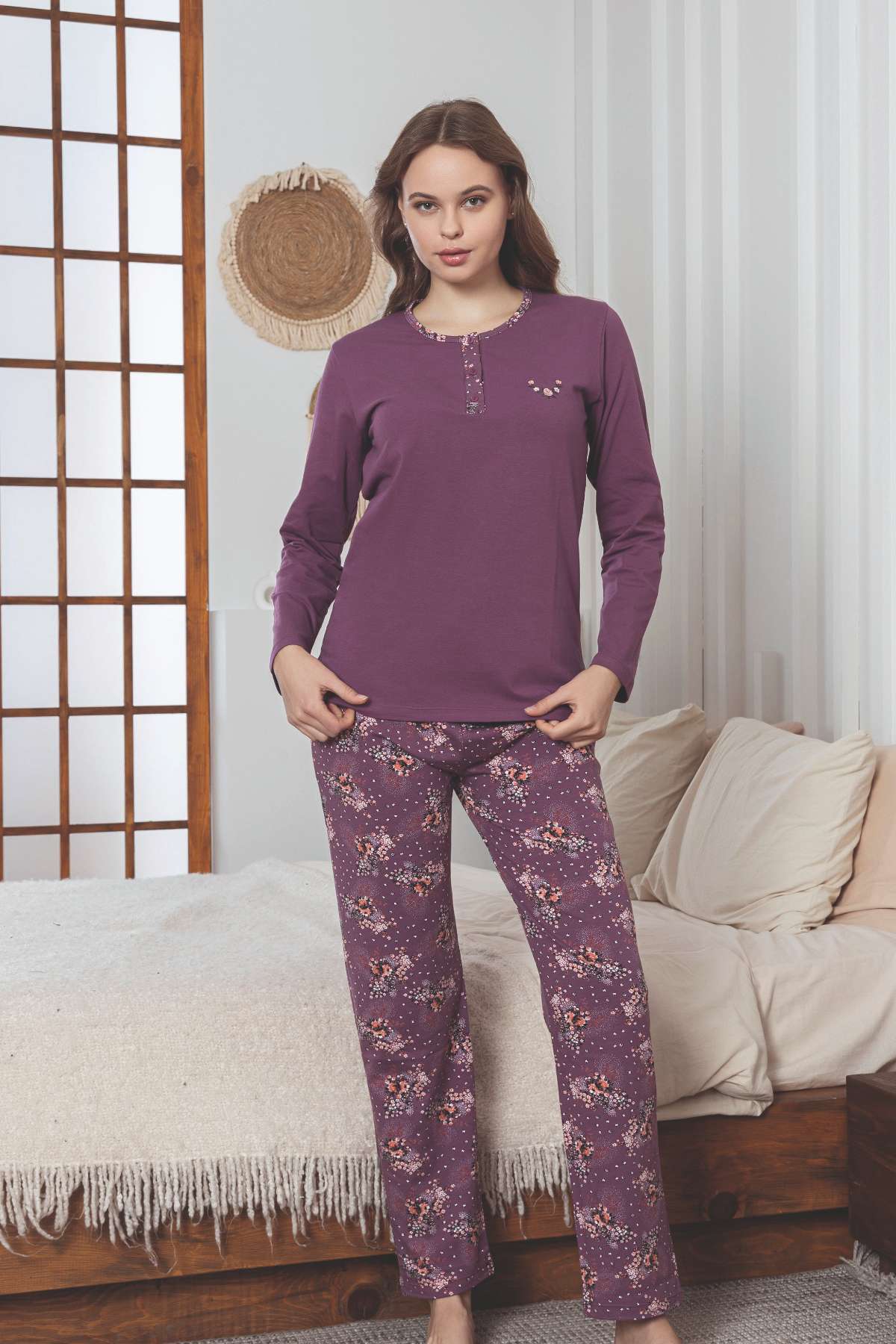 Kadın Pijama Takımı - Mürdüm Çiçek Desenli Uzun Kollu Likralı Pamuk 2892UKL