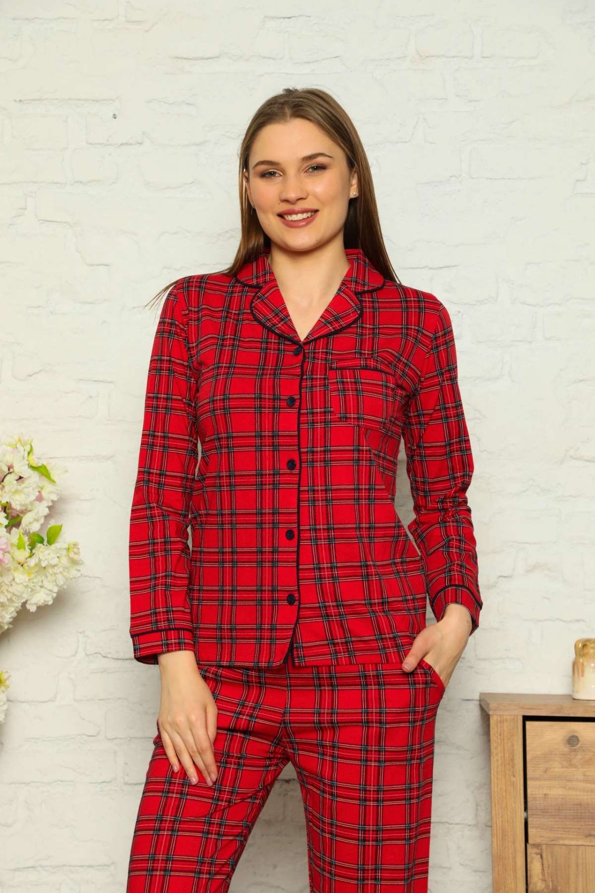 Bayan Pijama Takım - Kırmızı Kareli Önden Düğmeli  Penye Uzun Kollu 2563UY