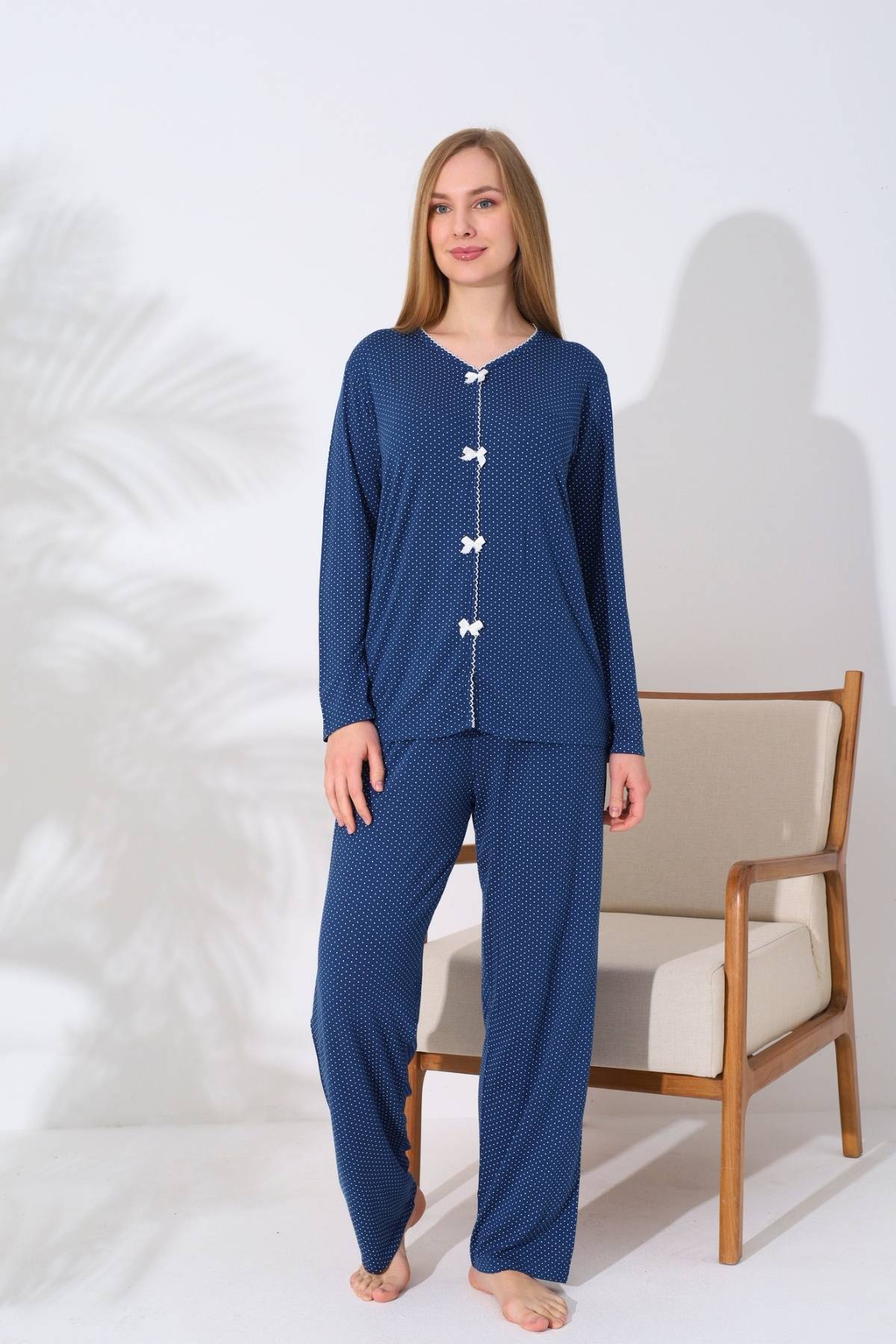 Kadın Pijama Takımı - İndigo Puantiyeli Önden Düğmeli Uzun Kollu Likralı 2828UY