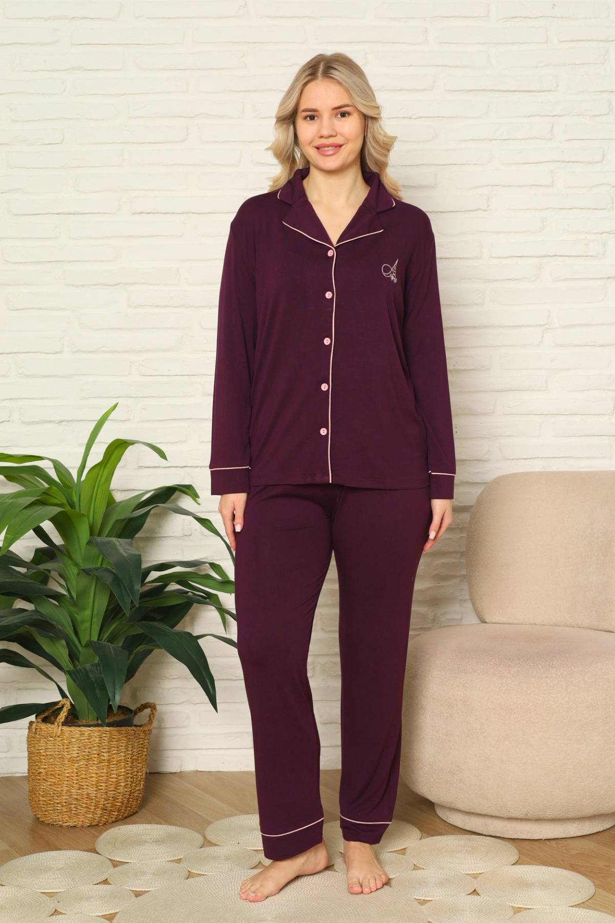 Kadın Pijama Takımı - Mor Önden Düğmeli Uzun Kollu Likralı Viskon 2782UY