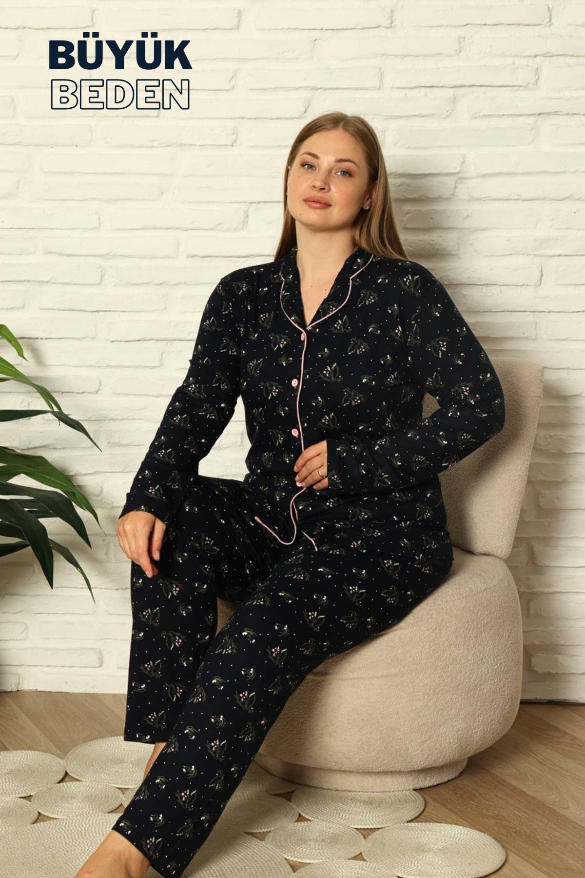 Büyük Beden Kadın Pijama Takımı - Boydan Düğmeli Likralı Viskon Kumaş 2919UYB