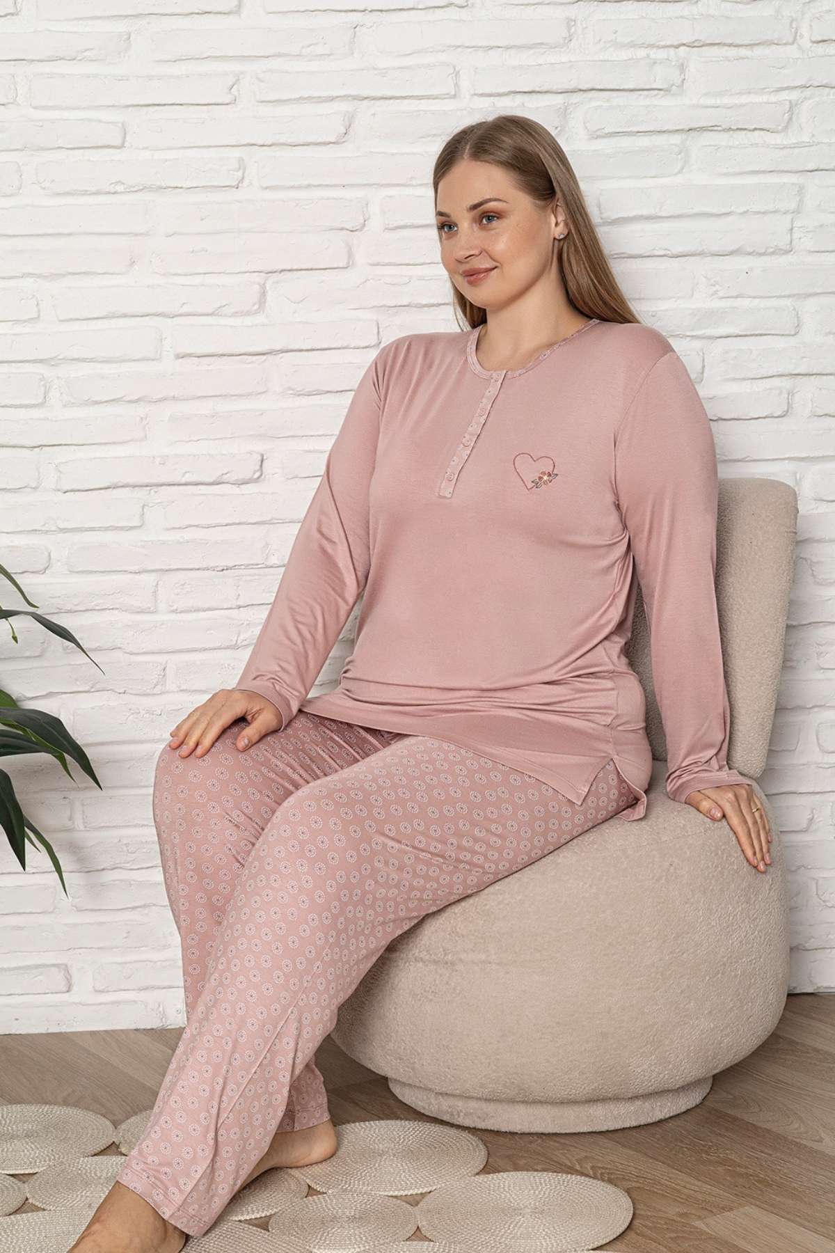 Büyük Beden Kadın Pijama Takımı - Pudra Uzun Kol Likralı Viskon 2924UYB