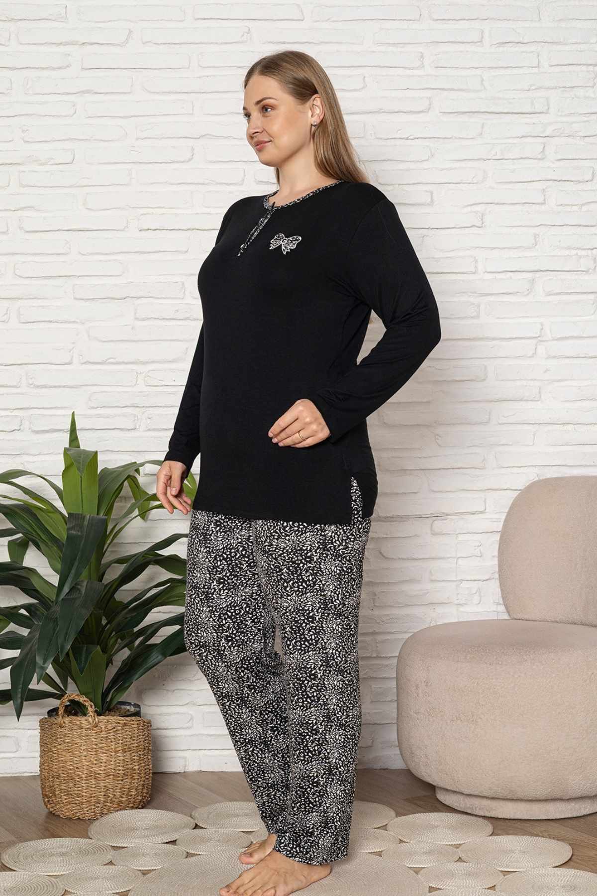 Büyük Beden Kadın Pijama Takımı - Siyah Etnik Desen Uzun Kol Likralı Kumaş 2921UYB