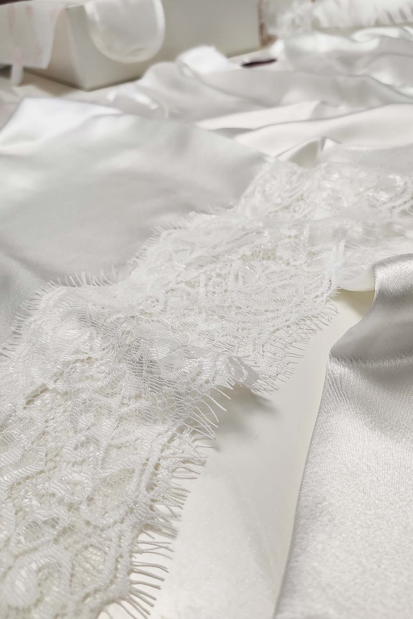 White Silk Satin 8 Pieces Bridal Set 8000MS - 9