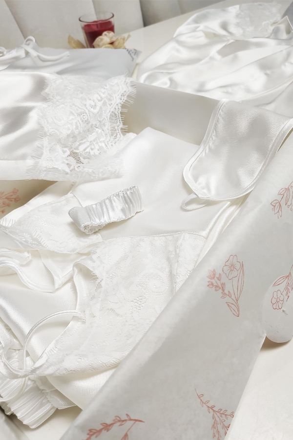 White Silk Satin 8 Pieces Bridal Set 8000MS - 10